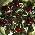 Football74's cooksnap of when they made CHOCOLATE-CHERRY ICE CREAM PIE 
