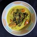 Cooksnap Nana Isya semasa beliau membuat Tenggiri goreng masak lemak cilipadi.
