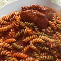 🌻BarbWireLess🌻 Cooksnap-ja, amikor elkészítette a(z) Bazsalikomos-paradicsomos spagetti csirkemellel receptet.