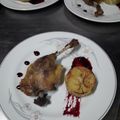 El cooksnap de MJosé Elías cuando hizo Confit de pato con puré de patata y salsa de frutos rojos.