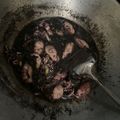 Cooksnap dari kultsum haqqi untuk resep Cumi item masak lada bawang putih cepat mudah ala rumah