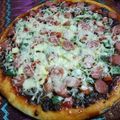 Cooksnap dari Lela Komalawati untuk resep Pizza teflon simple dan enak bikin nagih