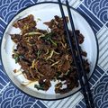 Cooksnap Nana Isya semasa beliau membuat Kuey Teow Goreng Kerang.