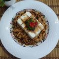 Cooksnap Aza Aaj semasa beliau membuat Silken Tofu & Spicy Chicken Floss.