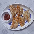 Harsha Solanki का कुकस्नैप जब उन्होंने स्पाइसी चिकन चिली मोमोज़ (Spicy chicken chilli momos recipe in hindi) बनाया था।