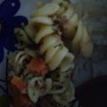 El cooksnap de Emma Borbor cuando hizo Ensalada de fideo tornillo con atún. Rápido y Sencillo.
