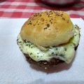 El cooksnap de Victoria cuando hizo Pan de hamburguesas con semillas.