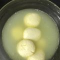 chaitali ghatak का कुकस्नैप जब उन्होंने रसगुल्ला (rasgulla recipe in Hindi) बनाया था।