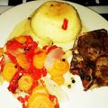 El cooksnap de MarLet cuando hizo Chuletas de aguja de cerdo con pimientos verdes al horno.
