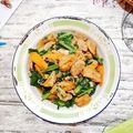 Cooksnap dari KasMira untuk resep Tumis Sawi Hijau Wortel Bakso