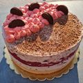 Évi Udvari Cooksnap-ja, amikor elkészítette a(z) Málnás Oreo torta receptet.