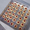 Cooksnap dari noviejhuzeen untuk resep Strawberry Thumbprint Cookies Renyah