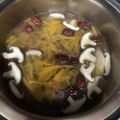 慈慈 的 香菇紅棗蓮子烏骨雞湯 cooksnap