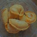 Neeta Bhatt का कुकस्नैप जब उन्होंने मावा गुझिया(mawa gujiya recipe in hindi) बनाया था।