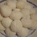 Matulányiné Mónika Cooksnap-ja, amikor elkészítette a(z) Raffaello, kókuszos golyók receptet.