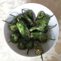 Leonella's cooksnap of when they made PIMIENTOS de Padron (Bratpaprika).