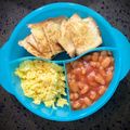 Cooksnap Sesimple Loralin semasa beliau membuat Kacang panggang dan telur.
