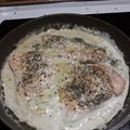 El cooksnap de Mar cuando hizo Salmón al horno con salsa de nata y cebolla.