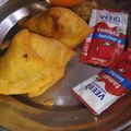 शशि केसरी का कुकस्नैप जब उन्होंने आलू के समोसे (Aloo ke samose recipe in hindi) बनाया था।