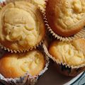 Cooksnap από dcroula στη συνταγή Κέικ με κρέμα λεμονιού