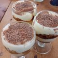 El cooksnap de laru3454 cuando hizo Tiramisú en vaso o frasco fácil, liviano, rápido y express (día de la madre).