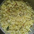 Deepali dake Kulkarni's cooksnap of when they made पातळ पोह्याचा चिवडा (patal pohynacha chivda recipe in marathi).