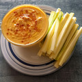 El cooksnap de Tonysantos cuando hizo Hummus de garbanzos, pasas y pimiento rojo.