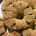 صورة من غادة عسكر، شاركها بعد تجربة وصفة معروك او خبز رمضان اوخبز بتمرمن الاكلات الشعبيه في دمشق