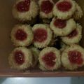 Cooksnap dari Mờnậ Tinneke Đữngữs untuk resep Cheese Thumbprint Cookies with Jam