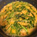 Cooksnap Salina Jalaludin semasa beliau membuat Udang kangkung kerisik ala padang.