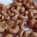 Cooksnap dari Nurwidya Itsny Arpila untuk resep Kacang mede goreng gurih