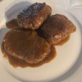 Anikó Benczúr Cooksnap-ja, amikor elkészítette a(z) Mustáros-fokhagymás szószban sült húsgombóc receptet.