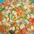 El cooksnap de Ari Rodriguez cuando hizo Bacalao y merluza con guisantes en salsa con cherrys y albahaca con jamón.