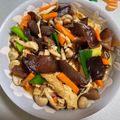 藍海冰心 的 豆包炒川耳菇菇 cooksnap