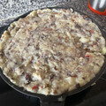 El cooksnap de ana.diaz.villuendas cuando hizo Col con patata y butifarra negra. En mi tierra « trinxat de la cerdanya ».
