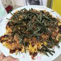 รูป Cooksnap ของ Saowaluk Ployngam เมื่อเขาทำ พิซซ่าญี่ปุ่น โอโคโนมิยากิ