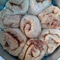 Tya Handayani's cooksnap of when they made Cinnamon rolls.