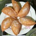 Rafiqua Shama का कुकस्नैप जब उन्होंने मिनी क़रंजी (mini karanji recipe in Hindi) बनाया था।