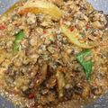 Cooksnap Ili Afiqah Ismail semasa beliau membuat Sambal hijau kerang.