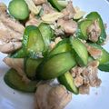 賴小孟 的 小黃瓜炒雞腿肉 cooksnap