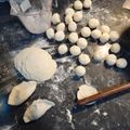 搖滾廚房 Rock Kitchen 的 水餃皮食譜 （半燙麵） cooksnap
