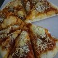 Cooksnap dari Erni Anjar untuk resep Pizza dough + topping