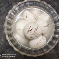 Nisha Khatri का कुकस्नैप जब उन्होंने रसगुल्ले (Rasgulle recipe in Hindi) बनाया था।