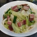 月薪嬌妻 的 培根高麗菜 cooksnap