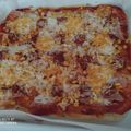 Alexandra Kristóf Cooksnap-ja, amikor elkészítette a(z) Vékony, pille könnyű pizzatészta, magyaros feltéttel receptet.