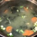 Vicki Lin 的 #清冰箱#蔬菜味增湯 cooksnap