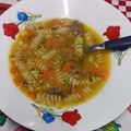 El cooksnap de Cecii Bratz ♥ cuando hizo Sopa de Carne & Chorizo 😋🤤👌.