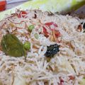 Maryam Anwar's cooksnap of when they made Vegetable Pulao💚💛💚.