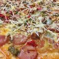 Cooksnap dari Pertiwi Mashamy untuk resep Pizza ala pizza h*t