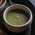Karan Tripathi (Food Fanatic) का कुकस्नैप जब उन्होंने हरे धनिया और काजू की चटनी (green coriander and cashew chutney recipe in hindi) बनाया था।